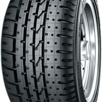 Imagen de neumático YOKOHAMA 165/70R10 72H A008